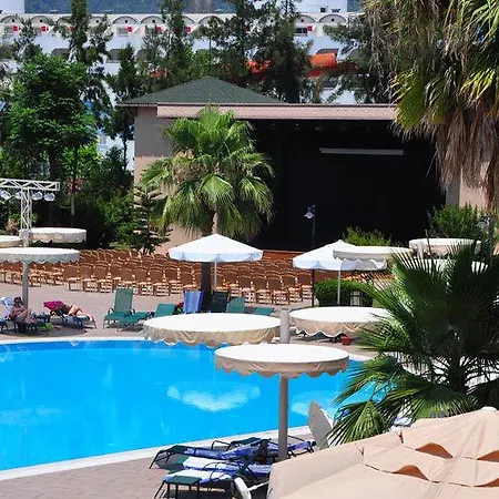 Fame Hotel